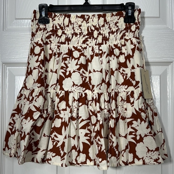 NWT Universal Thread Floral Ruffle Skirt Size Medium - Picture 5 of 13
